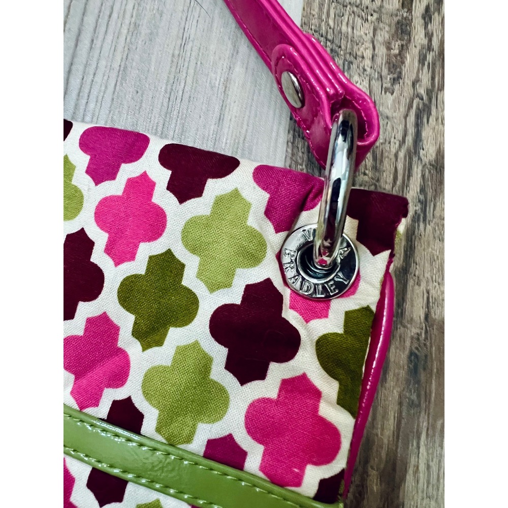 NWOT Vera Bradley Quilted Pink Floral Hello Dahlia Print Flipster Crossbody Bag - Picture 3 of 6